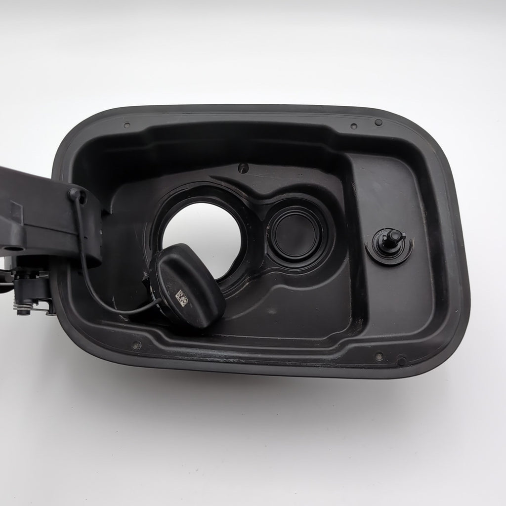 2023 2024 BMW X1 U11 M35i FUEL TANK DOOR LID & FILLER POCKET W/ GAS CAP