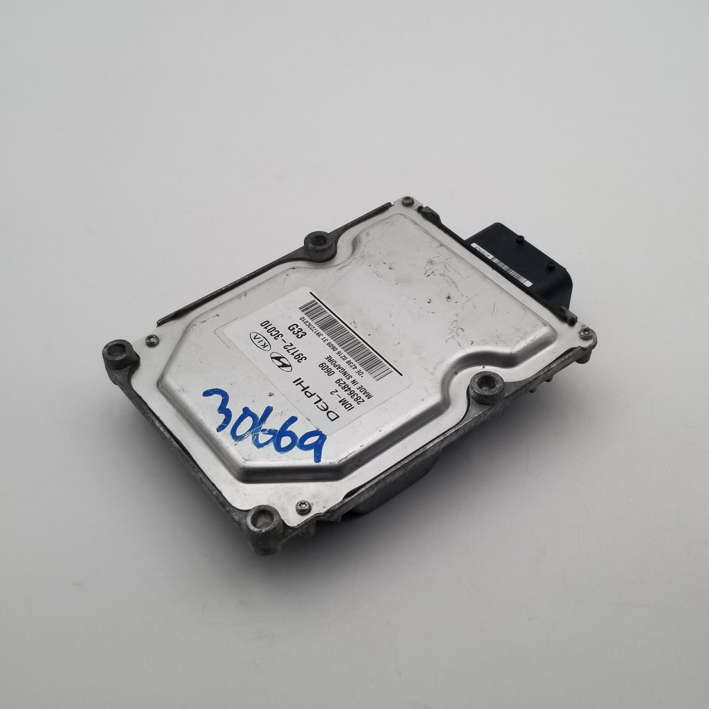 2016- 2018 KIA CADENZA Hyundai Azera Fuel Injection Control Module 391723C010