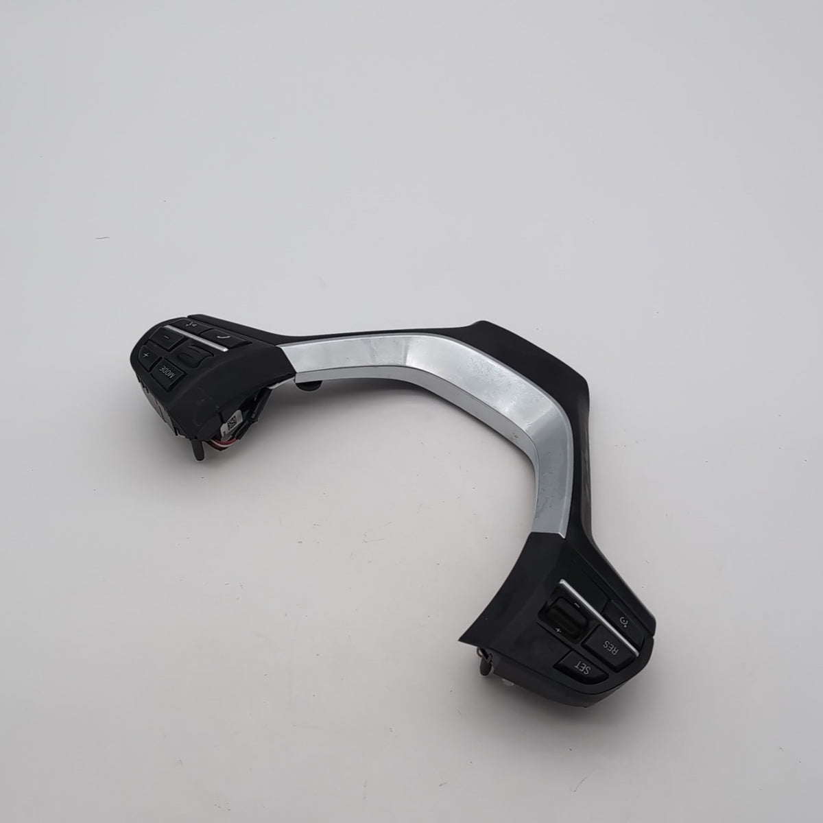2014- 2018 BMW X3 Steering Wheel Multi Function Switch Control Trim 9270260