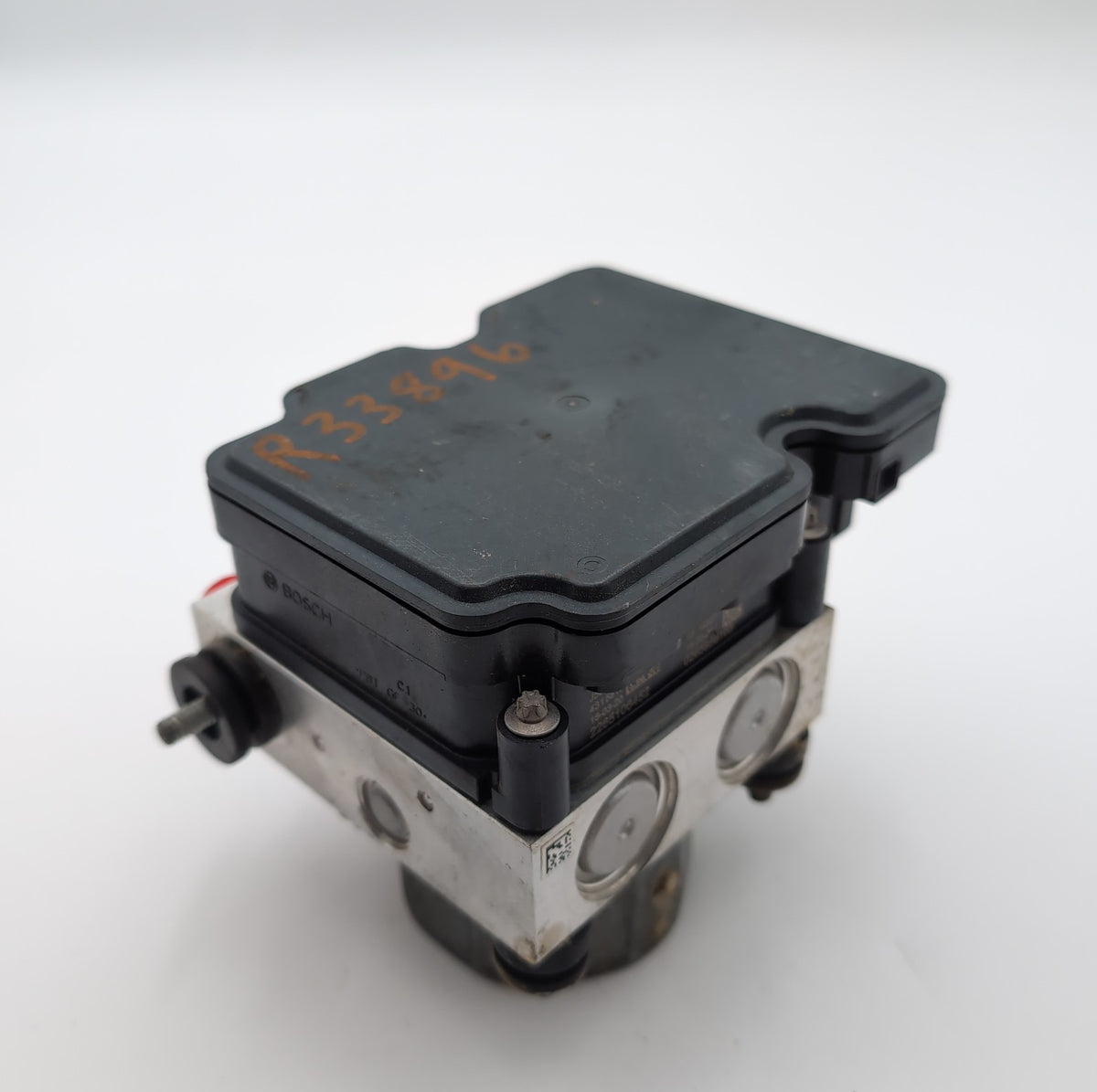 2015 2016 Nissan Rogue ABS Anti-Lock Brake Pump Control Unit 476605HA0A
