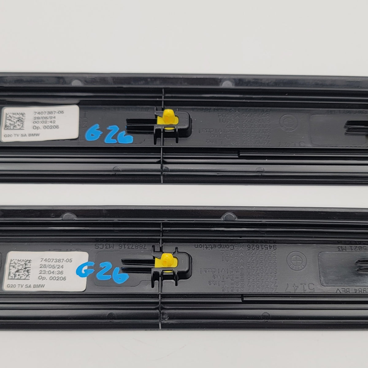 2019 - 2025 BMW G20 G21 G26 Front Left Right Door Trim Molding Sill Set 7407387