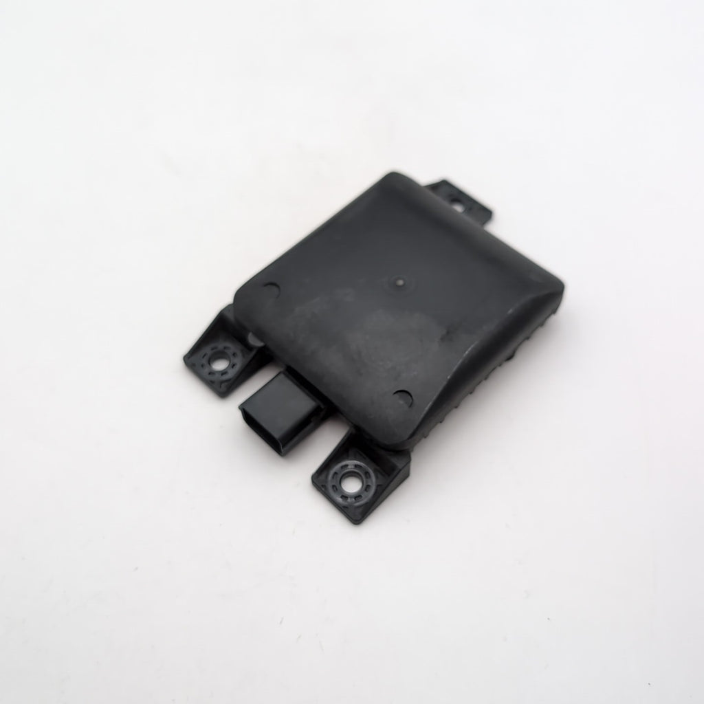 2019 2020 Hyundai Elantra Right Side Blind Spot Radar Sensor 99150-F2100