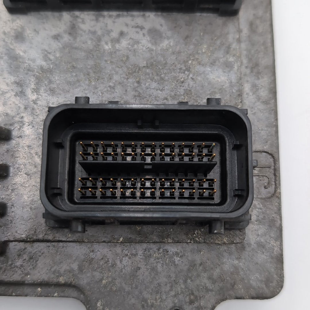 2011 2012 Chevrolet Cruze 1.8L Engine Computer Control Module ECU E83 12647212