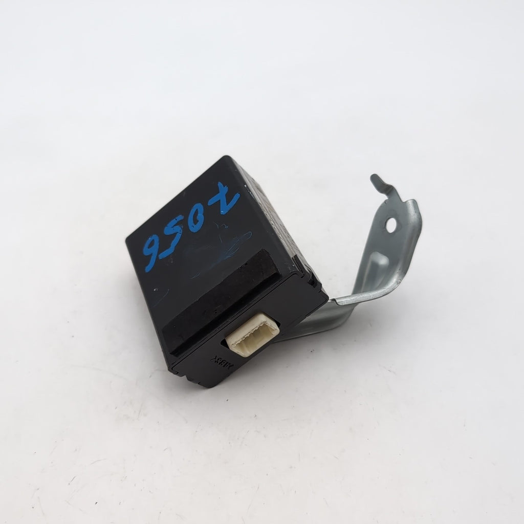 2014 TOYOTA PRIUS V 1.8L FWD AT VEHICLE APPROACHING CONTROL MODULE ECM