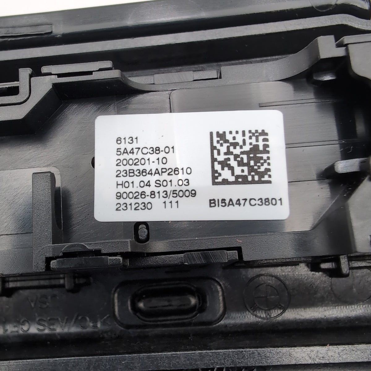 2021- 2025 BMW X3 X4 X3M X4M Center Console Radio Stereo Control Trim Panel OEM