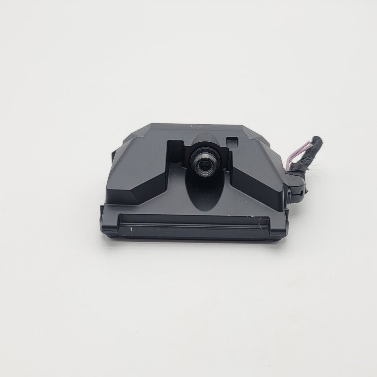 2018 2019 2020 2021 2022 2023 BMW F90 G20 LANE DEPARTURE CAMERA CONTROL MODULE