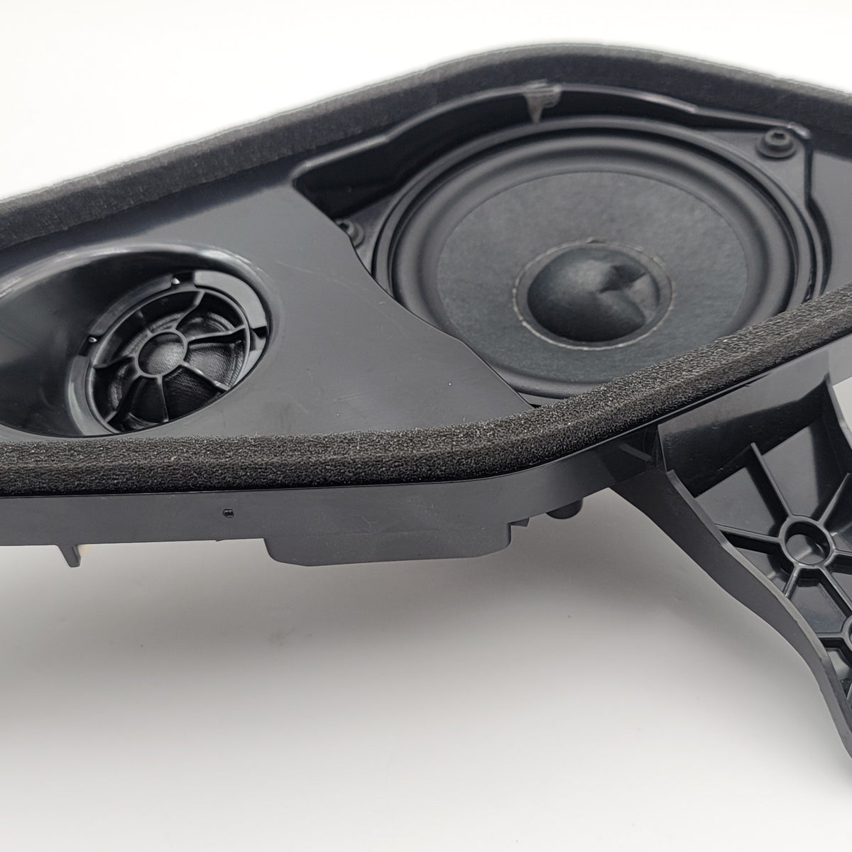 2019 - 2026 BMW X5 Left D Pillar Harmon Kardon Top Hifi Speaker Tweeter 2622519