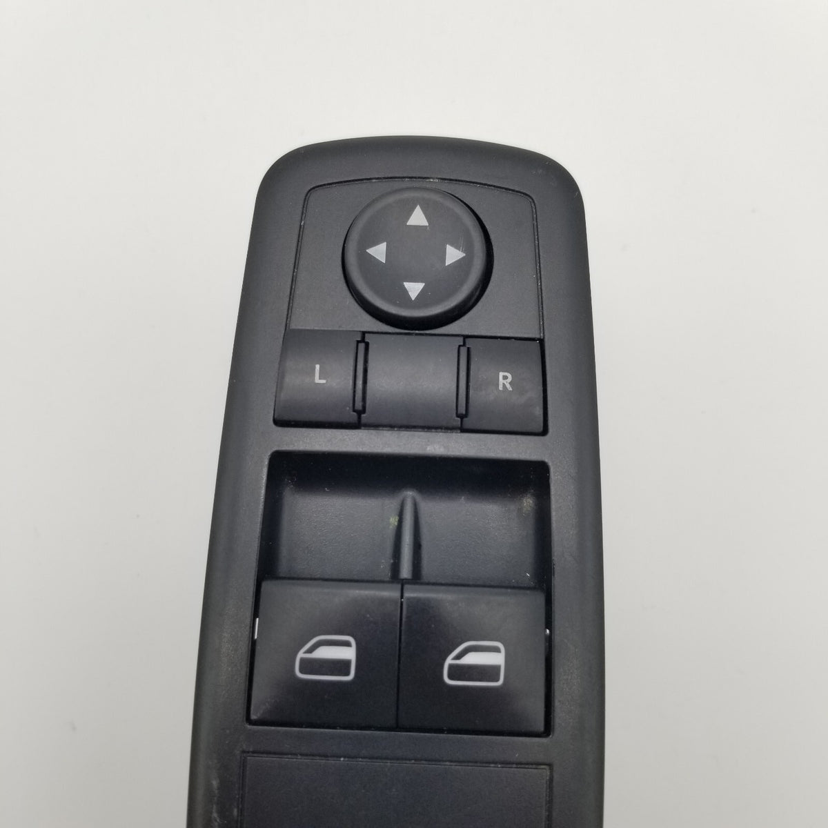 2012 2013 Dodge Caravan Driver Left Door Master Power Window Switch 68110870aa