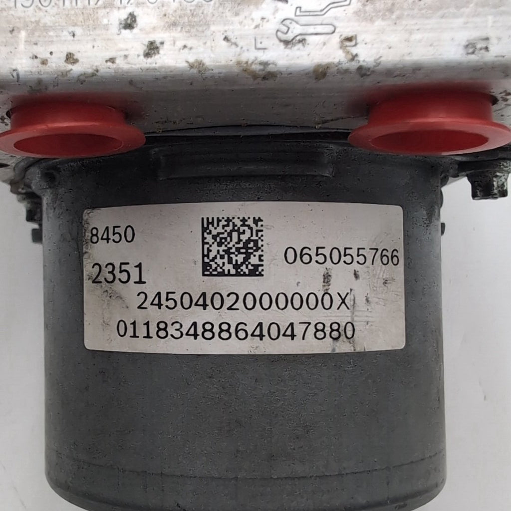 2019 2020 2021 Chevrolet Camaro 2.0L ABS Anti Lock Brake Pump 84502351