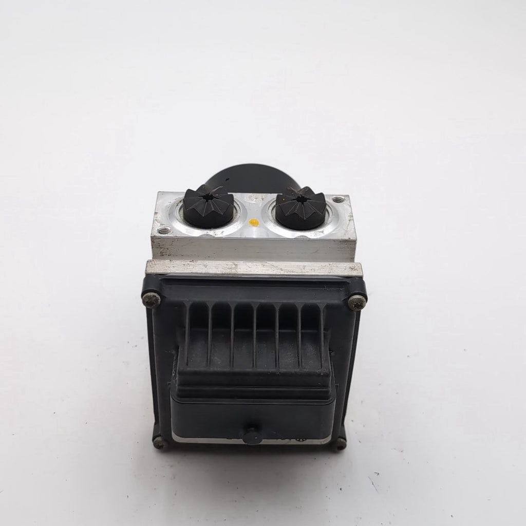 2006 2007 2008 Volkswagen Passat 3.6L ABS Anti Lock Brake Pump 3C0614109D