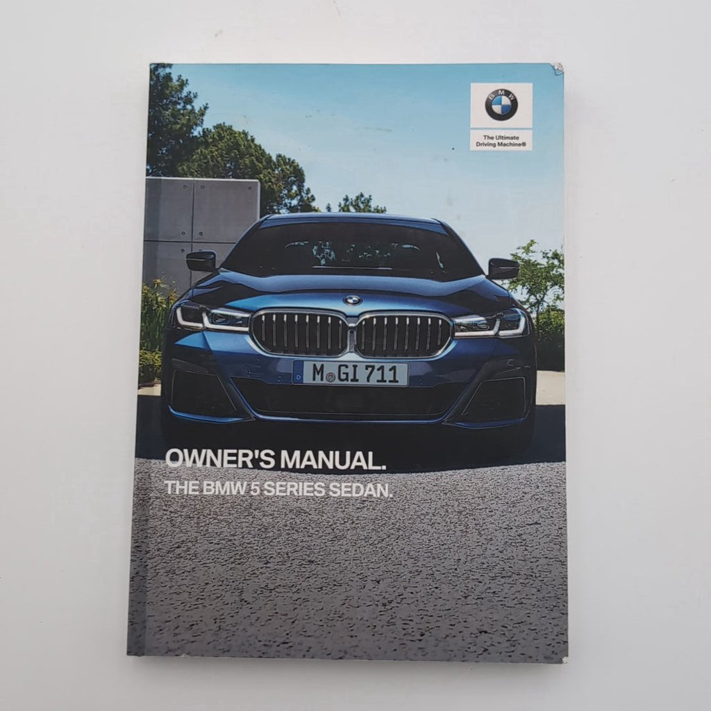 2021 BMW G30 5 Series Sedan Owners Manual Handbook Set Kit with Case