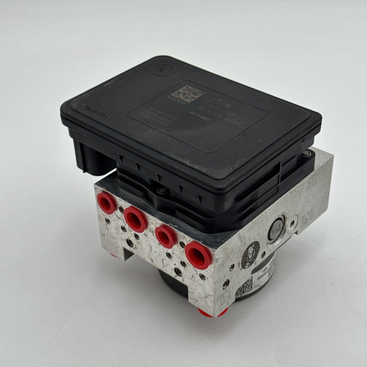 2015 - 2023 Dodge Challenger ABS Anti Lock Brake Pump Control Unit 68500121AC