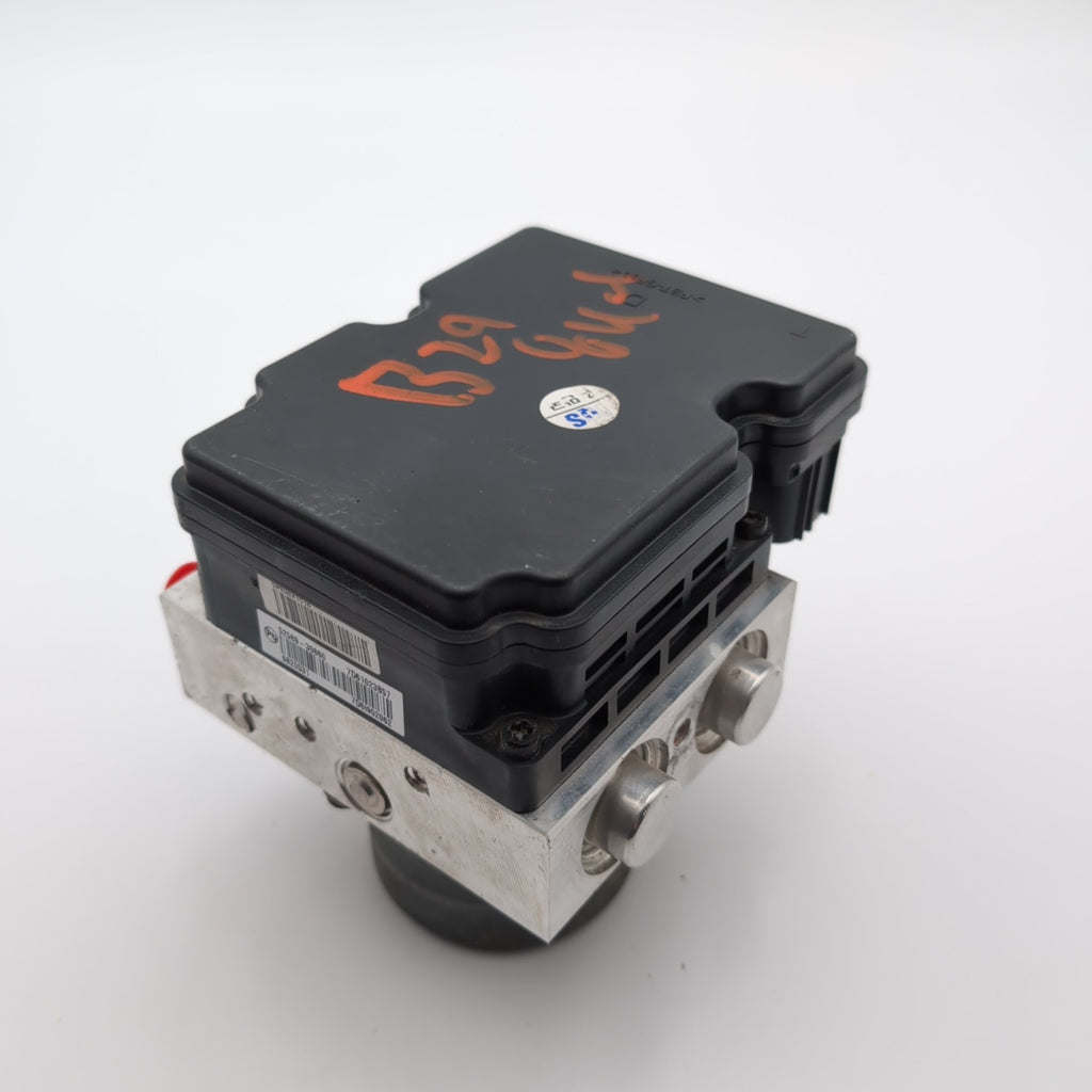 2019 2020 Hyundai Santa Fe ABS Anti Lock Brake Pump Control Unit 58900-S2650
