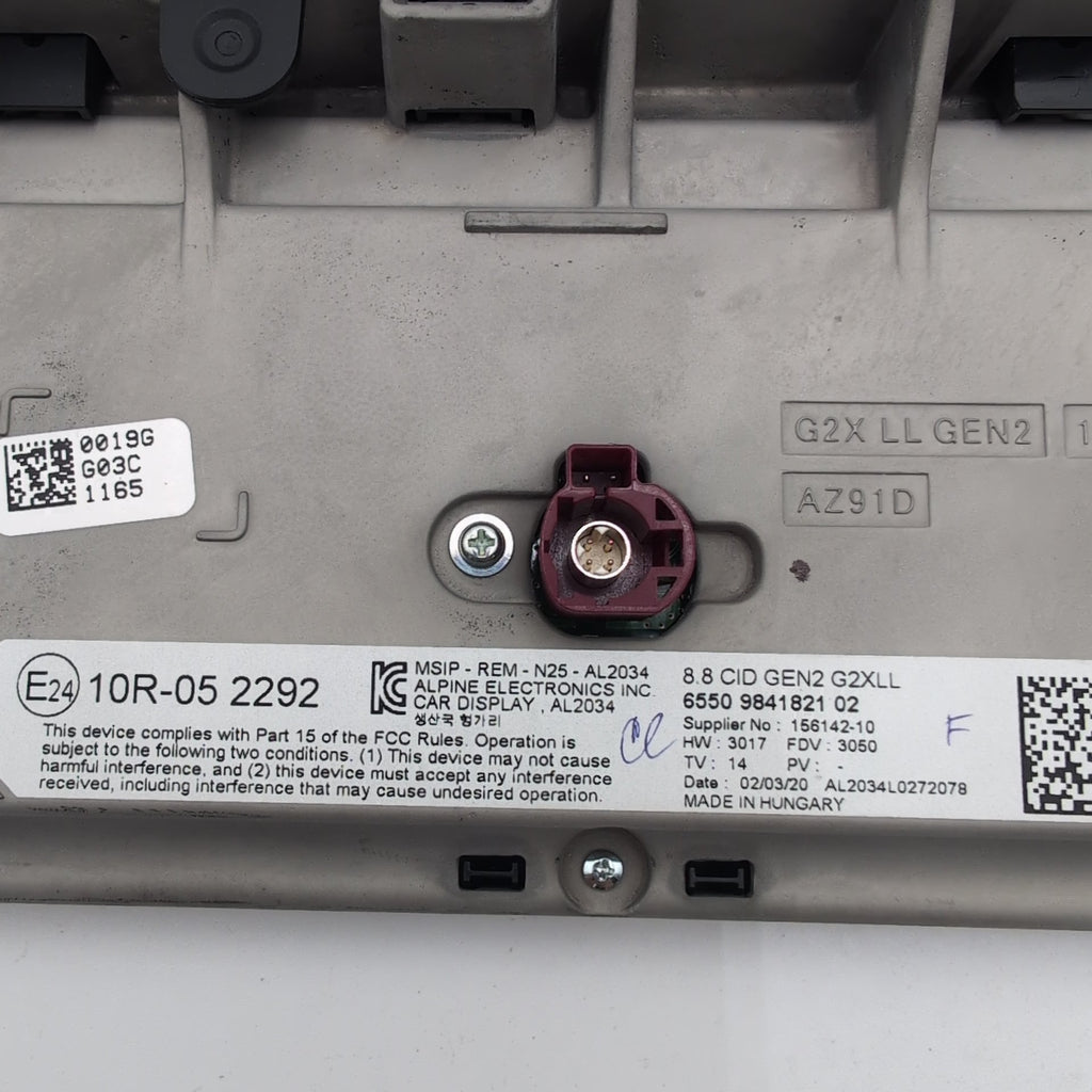 2019 - 2021 BMW G20 G22 G26 G42 8.8" Central Information Display Screen 9841821