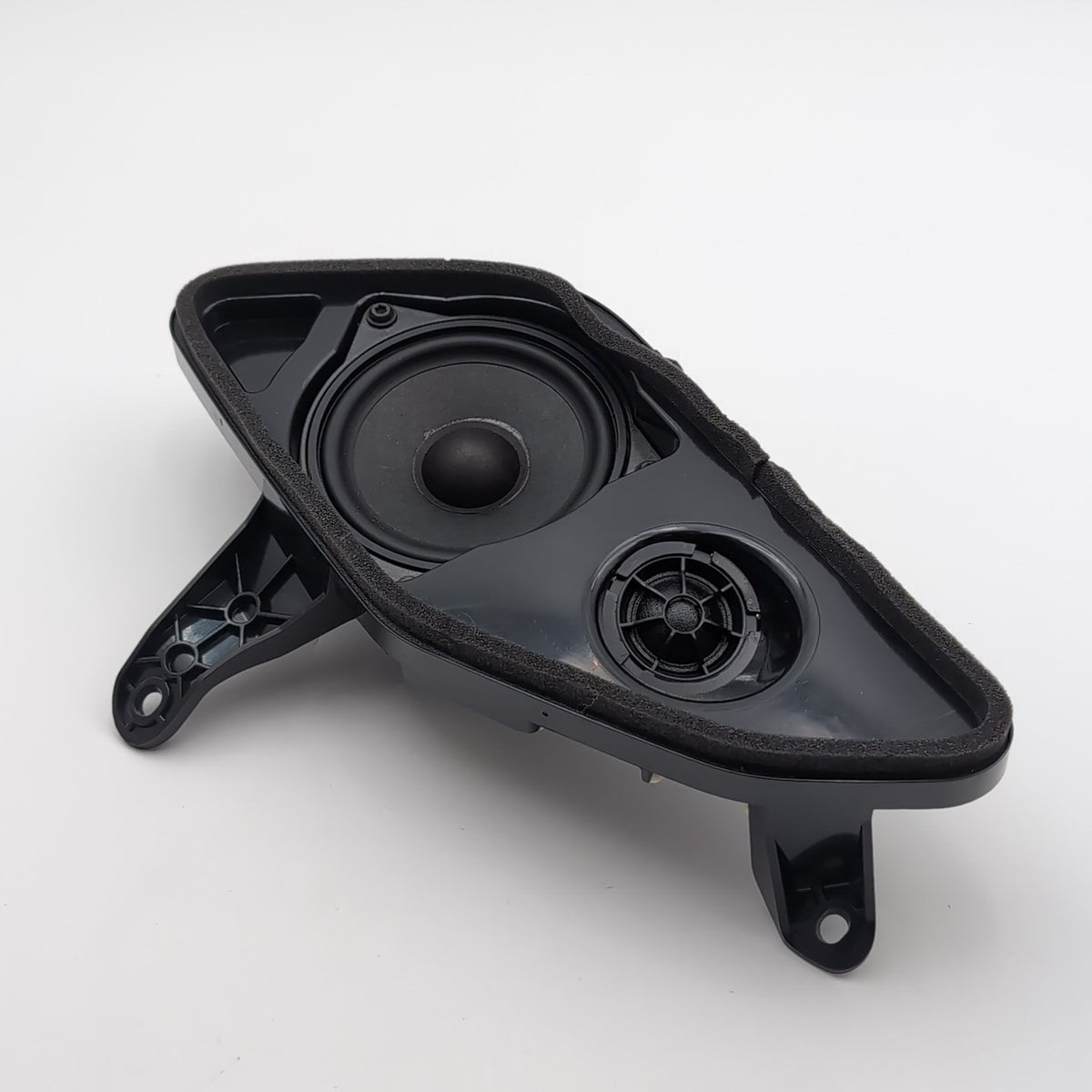 2019 - 2026 BMW X5 Rear Right D Pillar Harman Kardon Speaker Tweeter 2622520