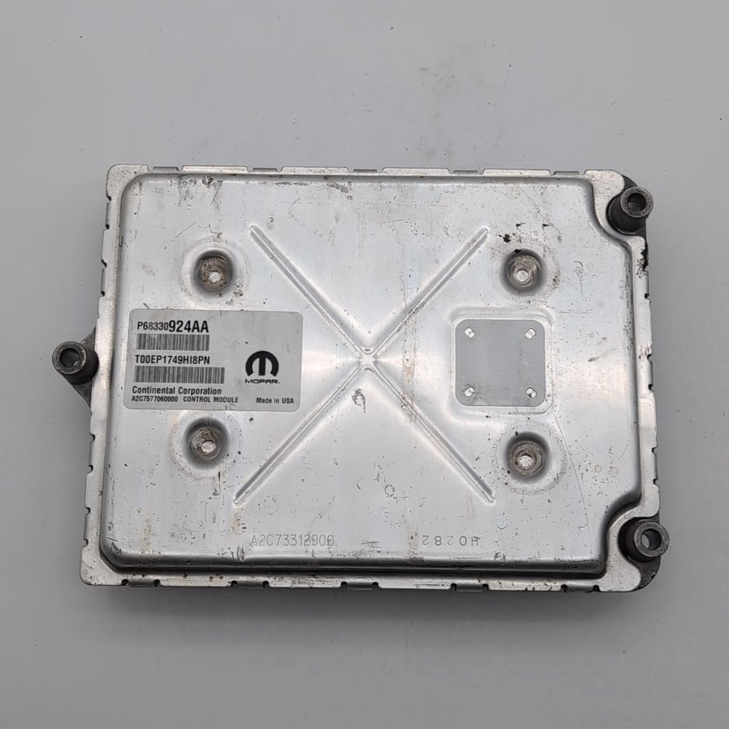 2018 2019 Jeep Grand Cherokee 3.6L Engine Computer Control Module ECU 68330924AA