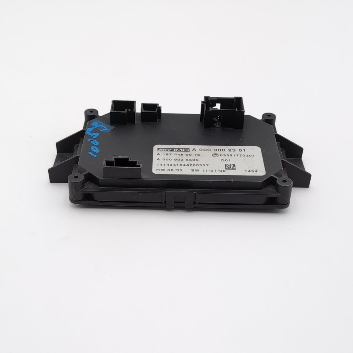 Mercedes W204 W212 W218 E63 C63 Front Drive Control Module Unit A0009002301