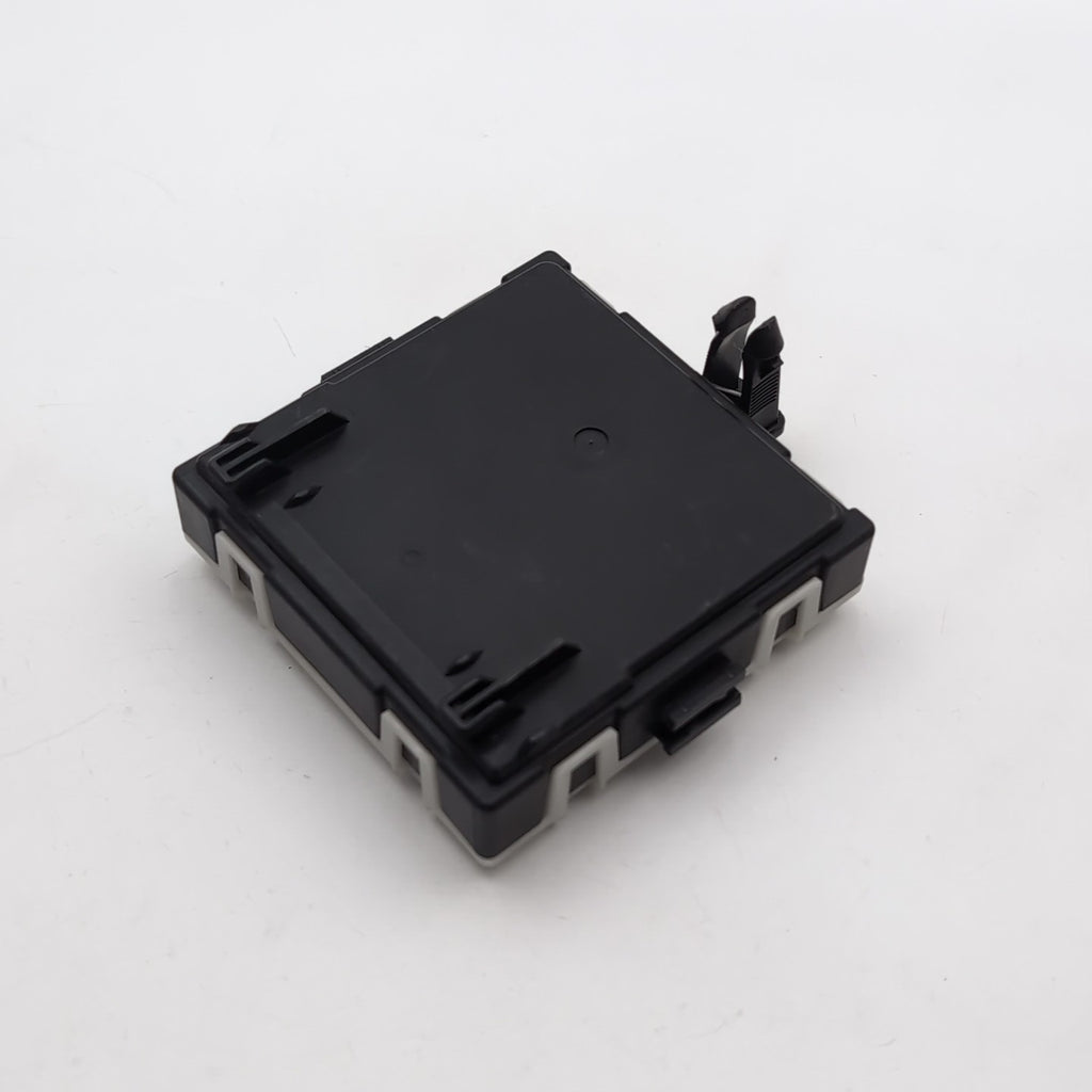 2020- 24 MERCEDES A CLA GLA GLB FRONT LEFT DRIVER DOOR CONTROL UNIT A1779005105