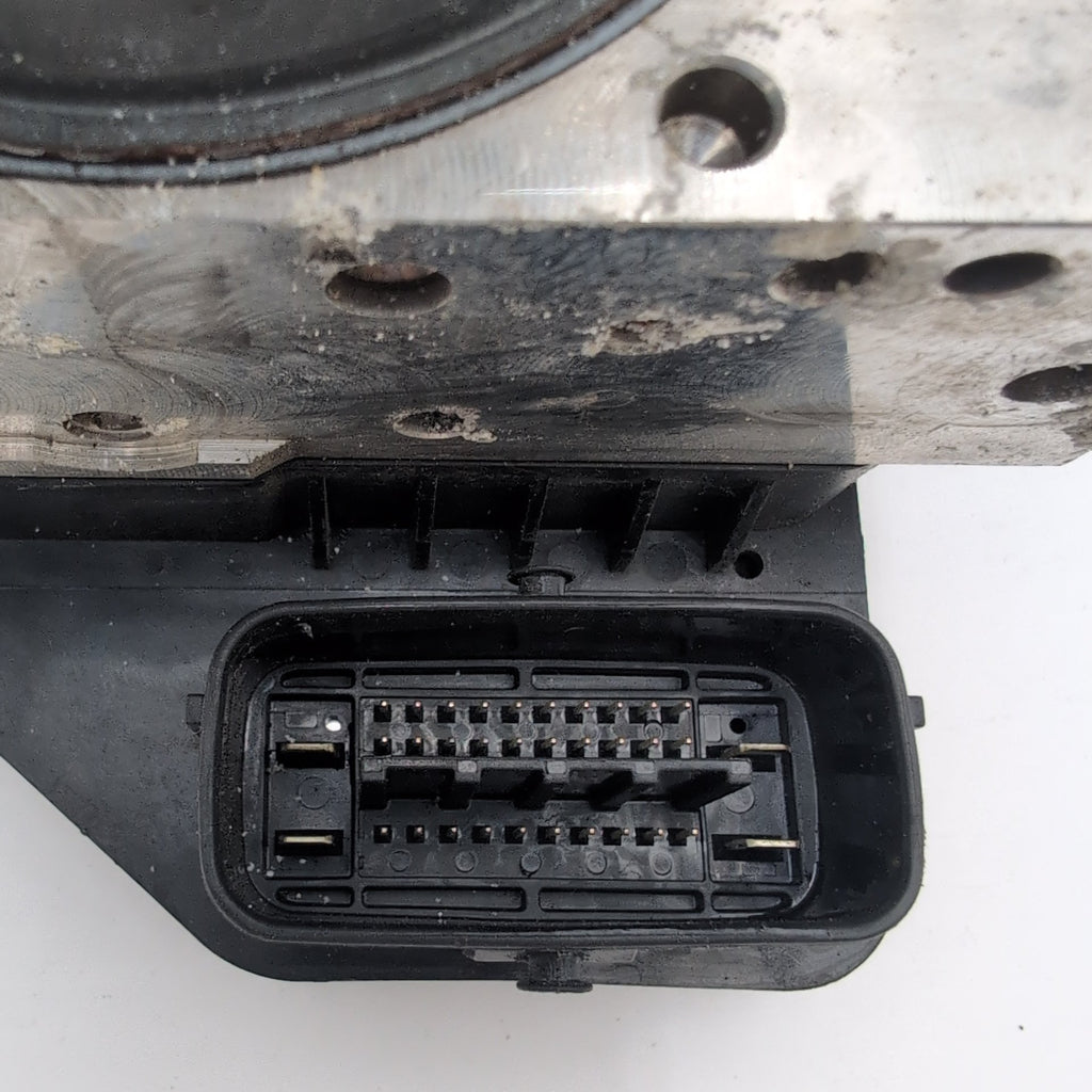 2015 Toyota Rav4 AWD ABS Anti Lock Brake Pump 44540-0R142