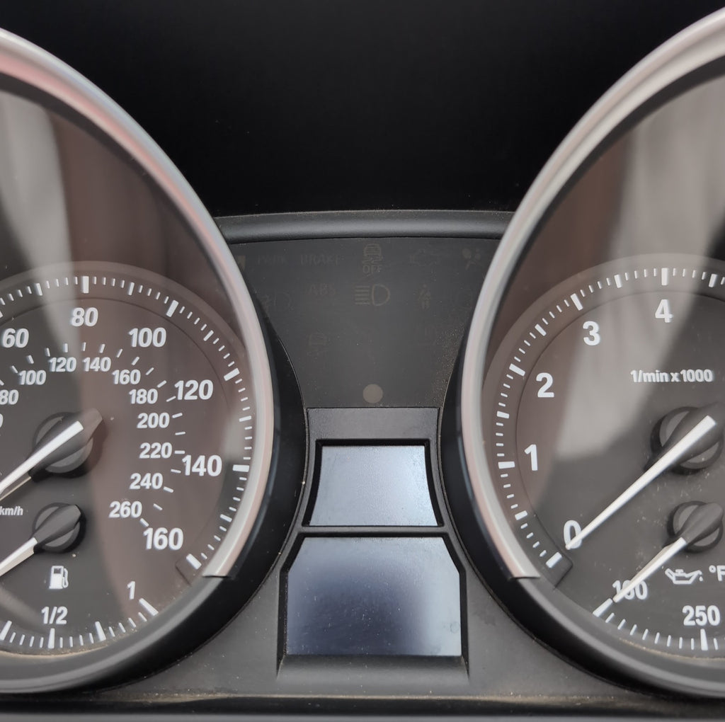 2009 - 2016 BMW E89 Z4 Instrument Gauge Cluster Speedometer 9242393 80K MILES