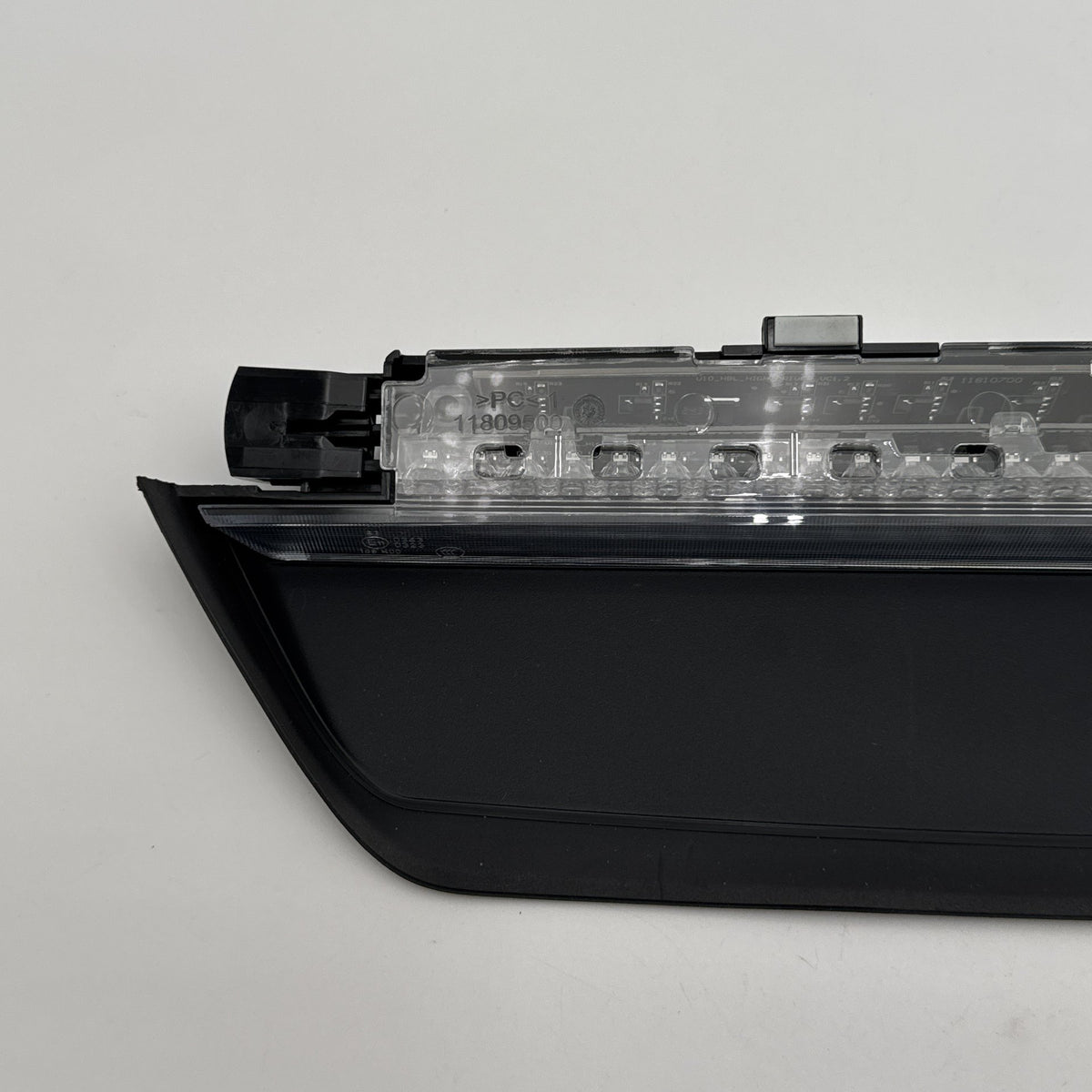 2023 2024 2025 BMW X2 U10 Rear Center Third 3rd Brake Light 5A35E61