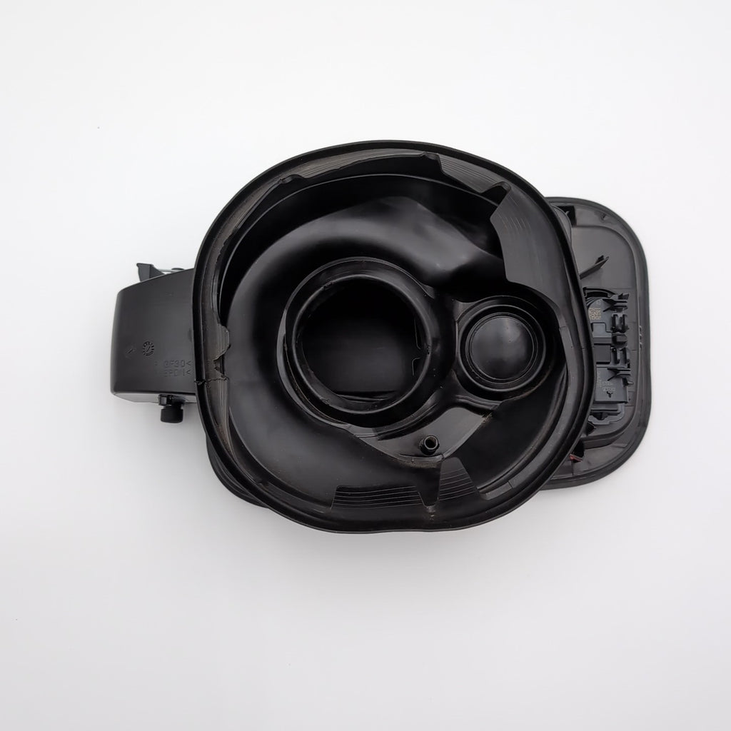 2023 2024 BMW X1 U11 M35i FUEL TANK DOOR LID & FILLER POCKET W/ GAS CAP