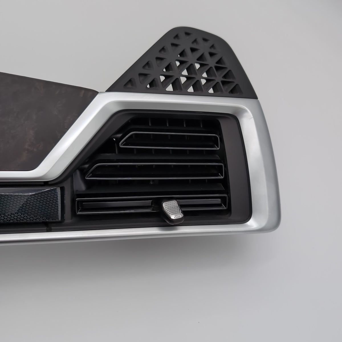 2024 2025 BMW X7 G07 DASH RIGHT SIDE UPPER COVER TRIM PANEL & AIR VENT GRILLE