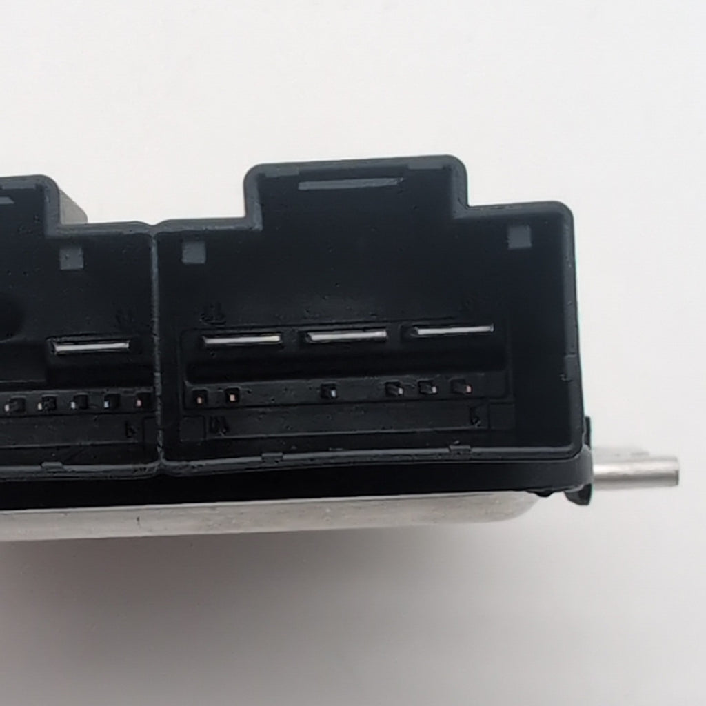 2024 - 2026 BMW 2 5 7 G60 G70 F74 X1 X2 X3 X5 X6 X7 Fuel Pump Control Module