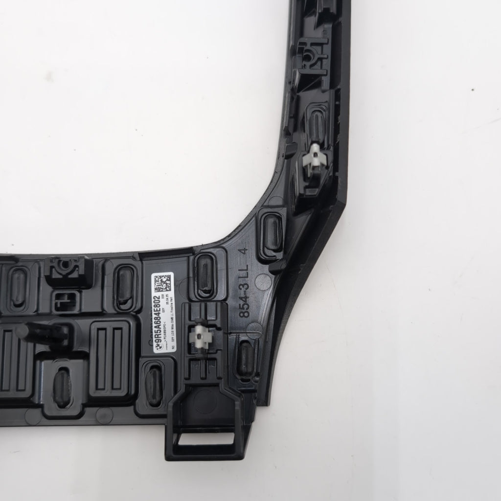 2024 - 2026 BMW G42 G20 G22 G26 Center Console Fineline Open Pore Wood Trim
