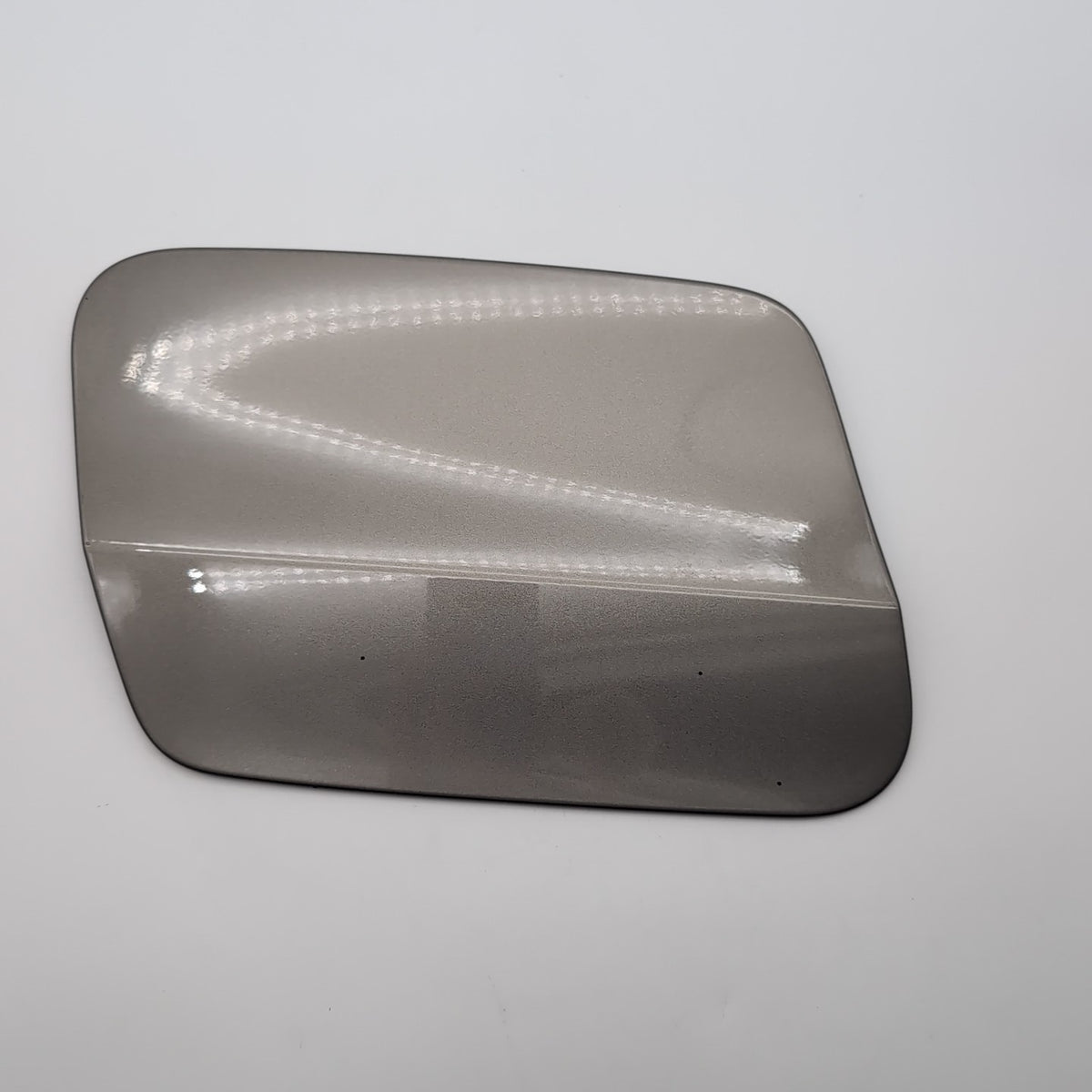 2025 BMW G60 540i Rear Fuel Gas Tank Flap Filler Lid Cover Cap 9450295