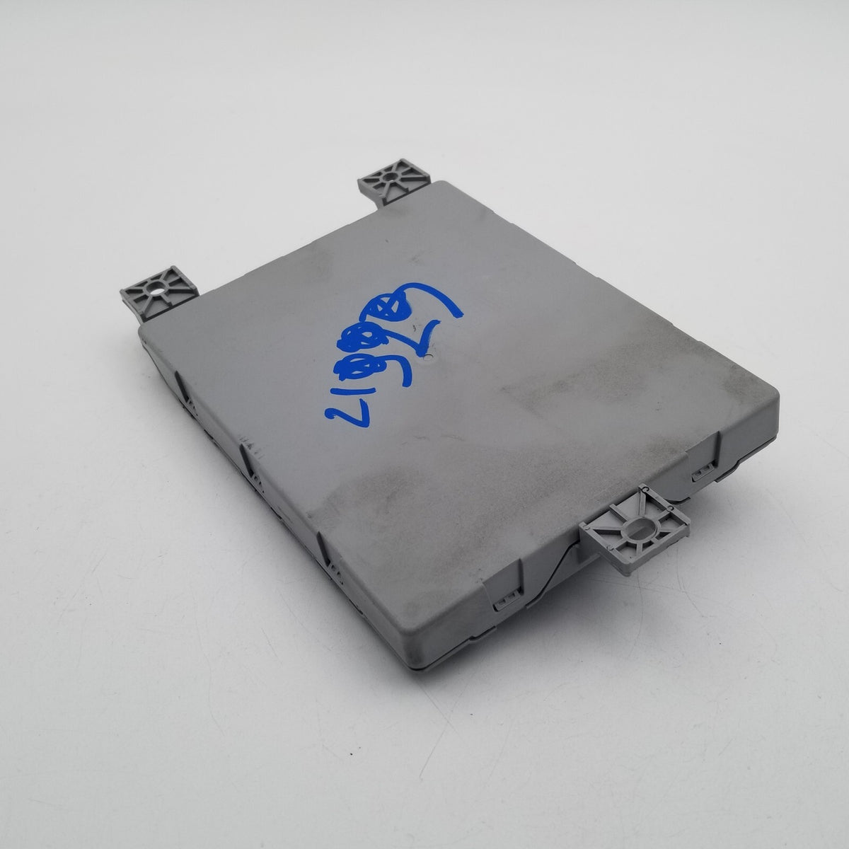2015 - 2018 Mercedes W205 C300 C400 C350e Rear Trunk SAM Control Module Unit OEM