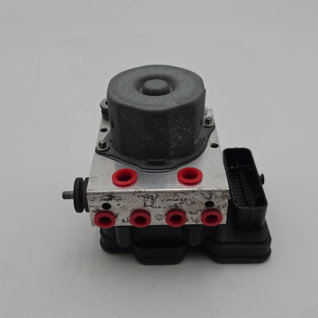 2018 Nissan Rogue 2.5L ABS Anti Lock Brake Pump 476607FW9A