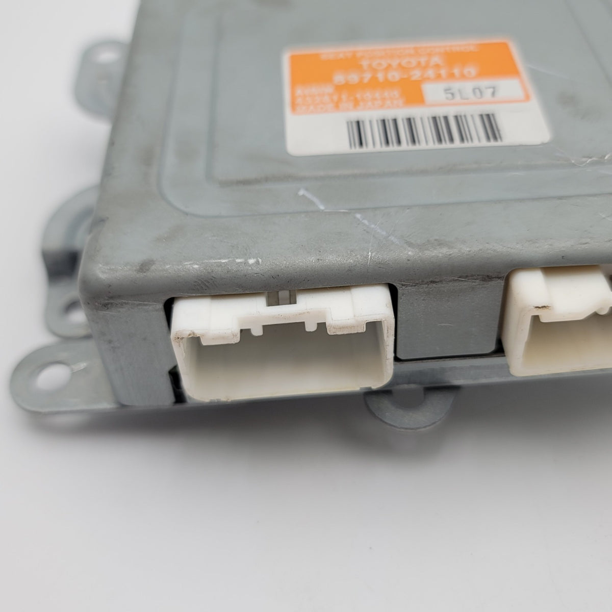2004 2005 2006 Lexus SC430 Left Seat Position Control Module 89710-24110
