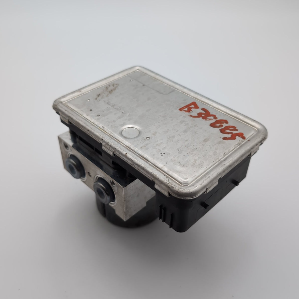 2018 2019 2020 2021 Volvo XC60 ABS Anti Lock Brake Pump 32214774