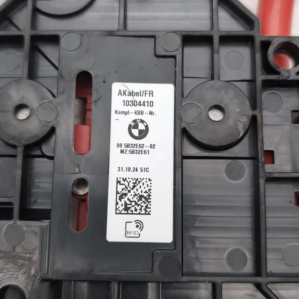 2023 2024 2025 2026 BMW 530i 540i i5 G60 Positive Battery Cable Terminal 5B32E62