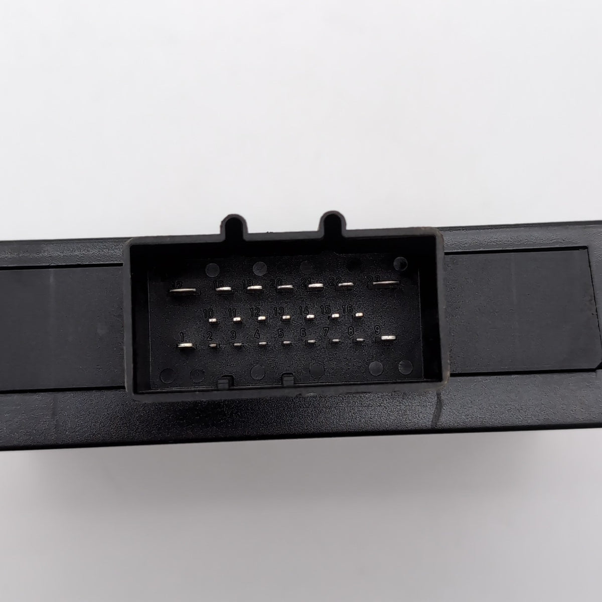 2008 2009 2010 PORSCHE CAYENNE REAR TRUNK TAILGATE CONTROL MODULE 7L5959107