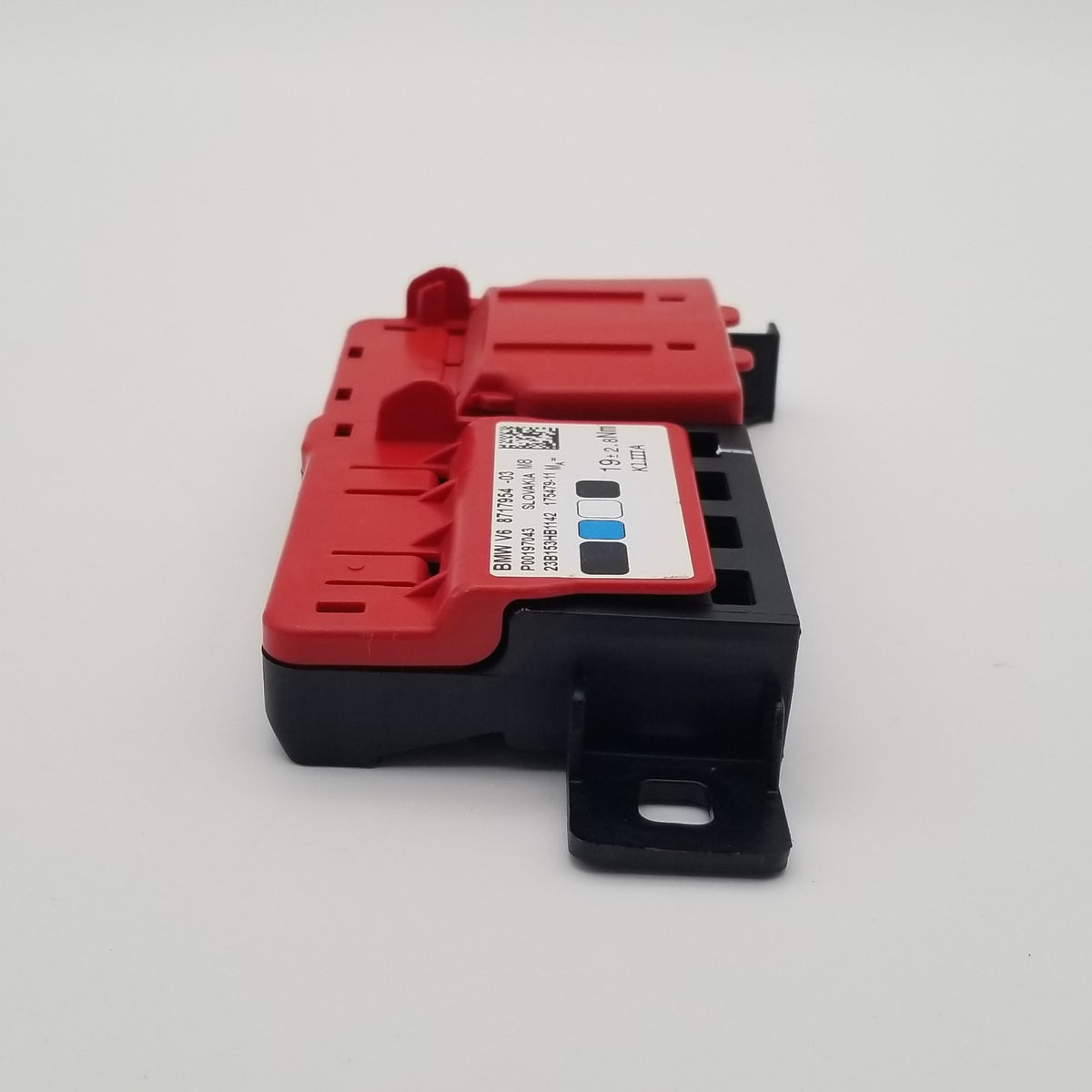 2021 - 2026 BMW X7 X5 Rear B+ Junction Point Terminal Fuse Box 8717954