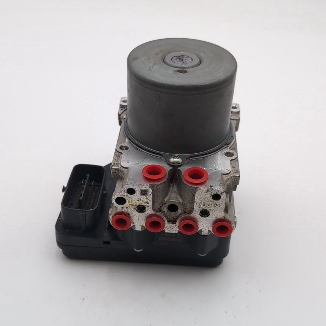 2018 2019 Infiniti Q50 3.0L ABS Anti Lock Brake Pump Control Unit 476604GU1A