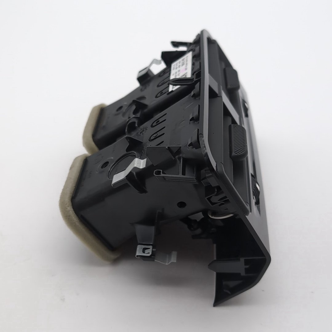 2024 2025 2026 BMW i5 530i 540i 550e G60 Rear Center Console AC Air Vent 5A13166