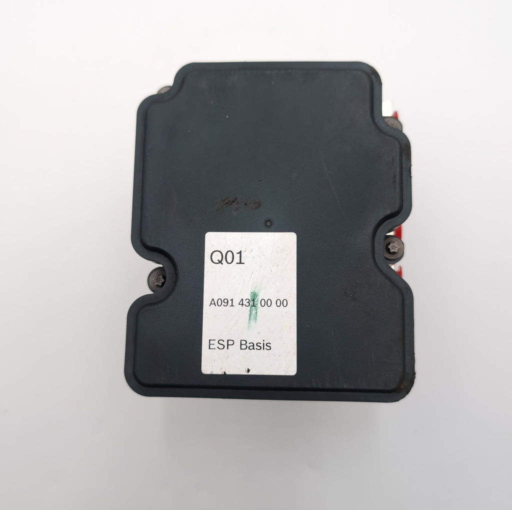 2017 2018 2019 Infiniti QX30 2.0L ABS Anti Lock Brake Pump Control A0914310000
