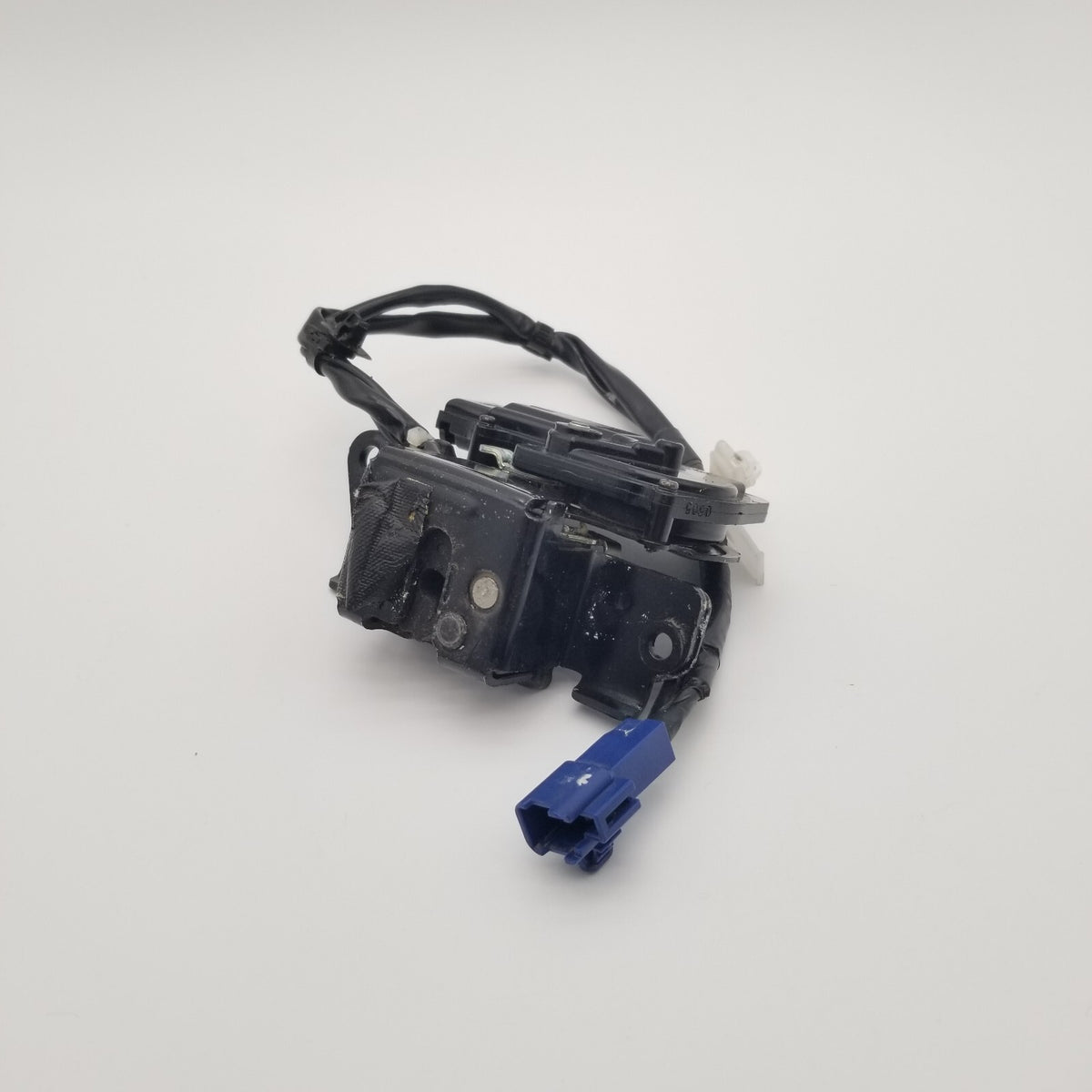2010- 2015 TOYOTA PRIUS TRUNK LATCH LIFT GATE TAILGATE HATCH LOCK ACTUATOR