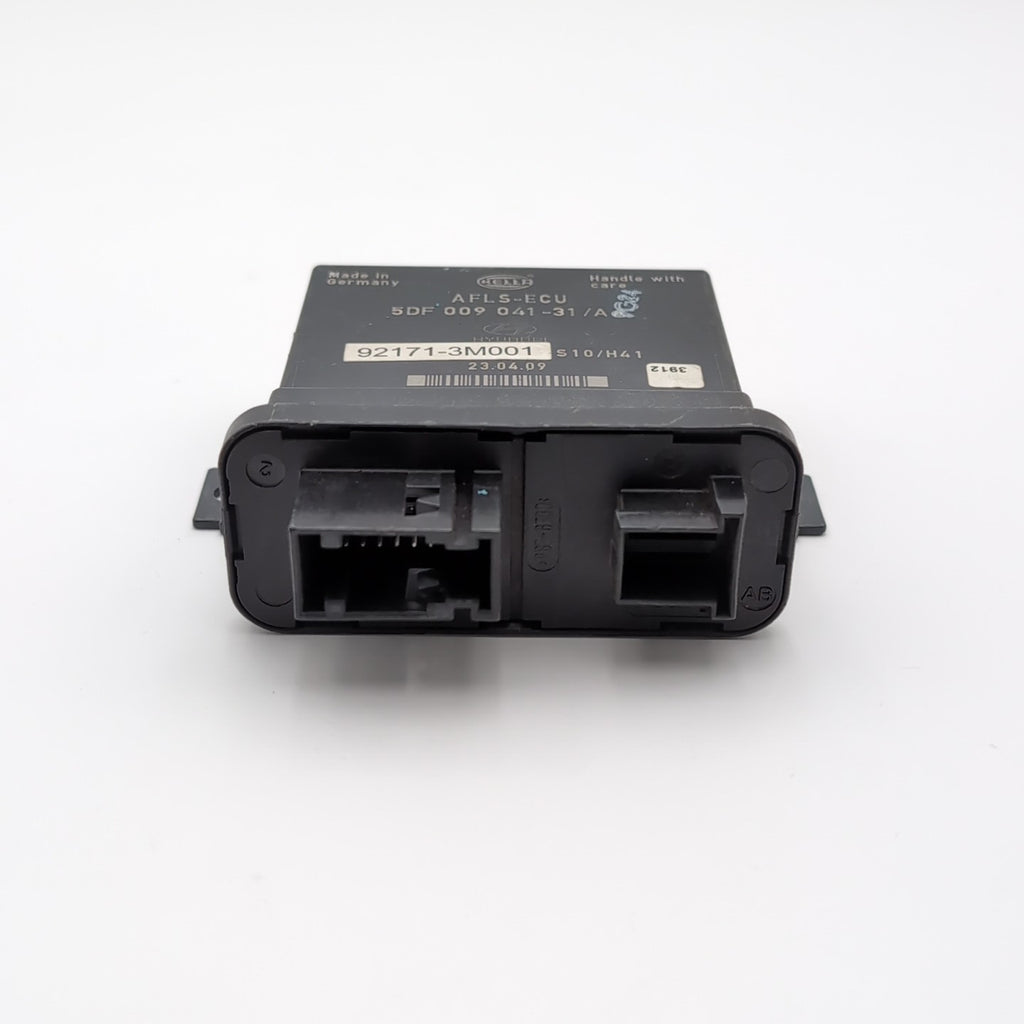 2010 Hyundai Genesis Headlight Headlamp Control Module OEM 92171-3M001
