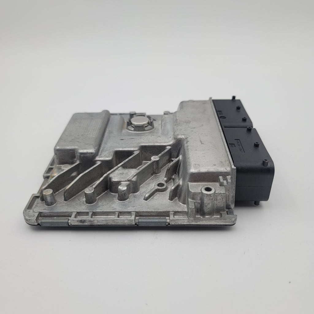 2016 2017 Volkswagen Passat Engine Computer Control Module 06K907425C