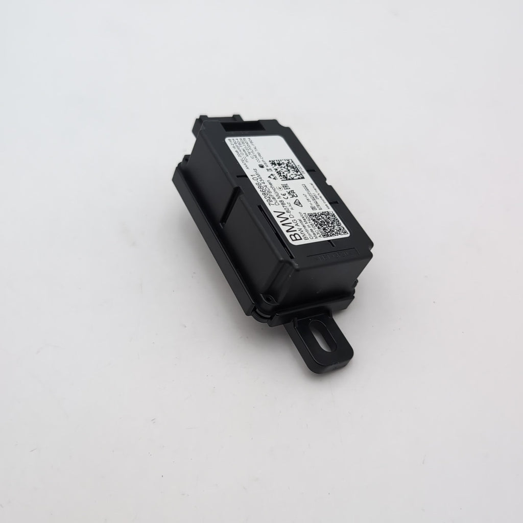 2025 BMW X3 M50 ANTENA AMP MODULE 7928686