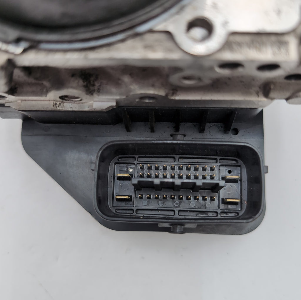 2014 2015 2016 Toyota Highlander 3.5L ABS Anti Lock Brake Pump 44540-0E070
