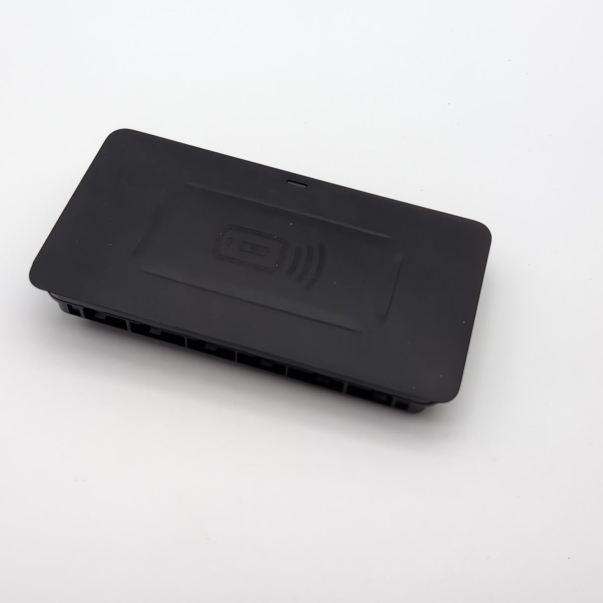 BMW G01 G20 G21 G28 Wireless Phone Charing Pad OEM 5B41FD5
