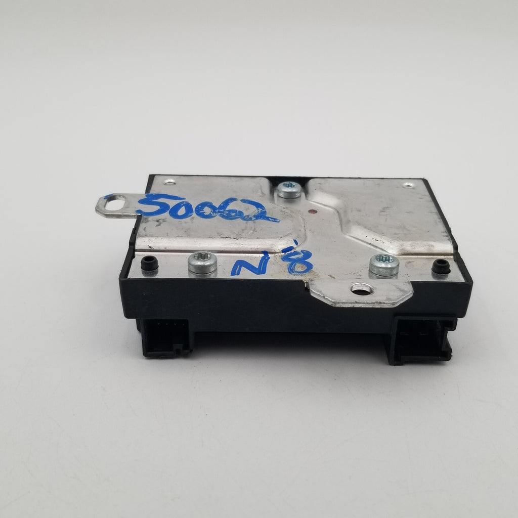 2007 2008 2009 Mercedes W211 E63 CLS63 AMG Fuel Pump Control Module A0355400145