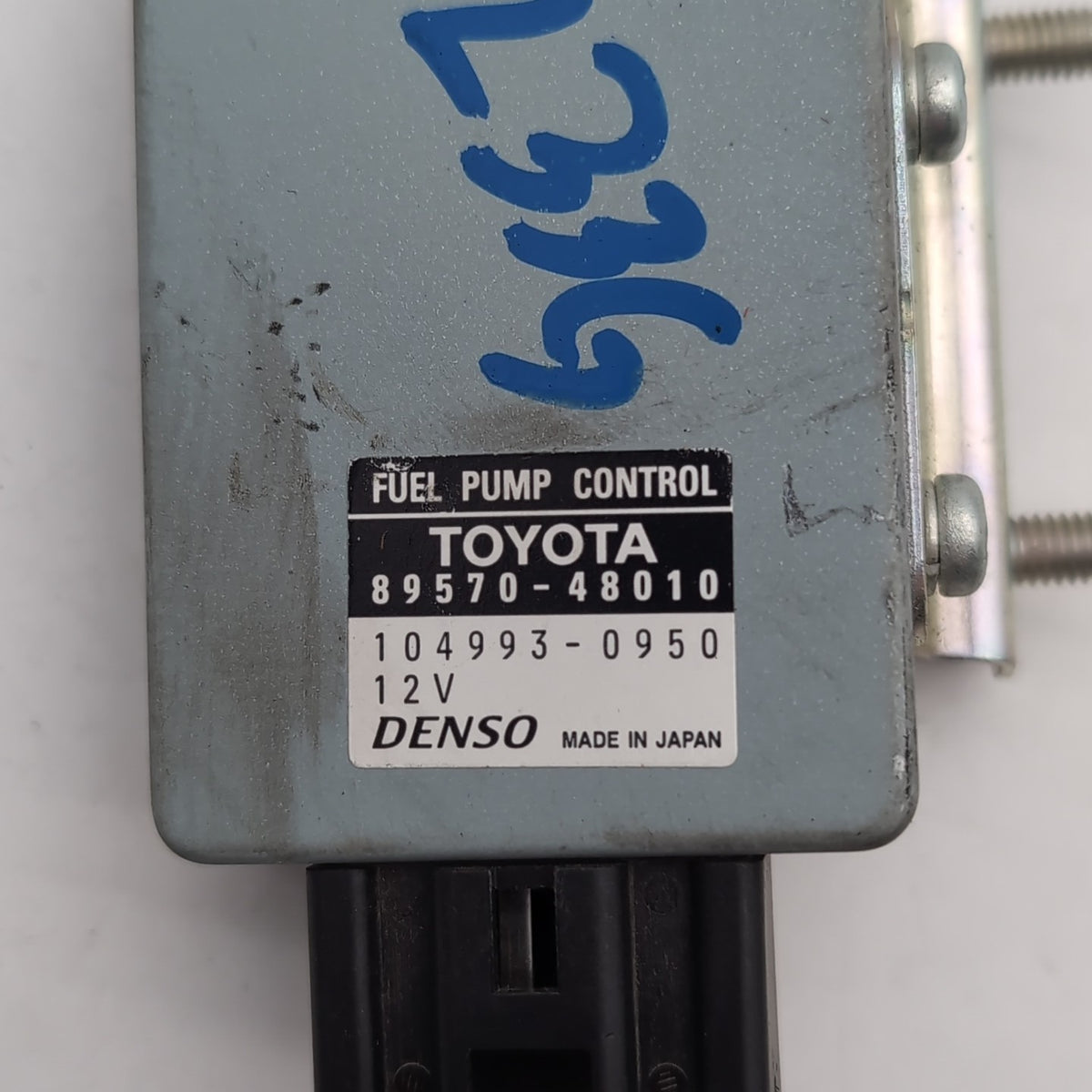 2014 2015 2016 Toyota Highlander Fuel Pump Control Module 89570-48010