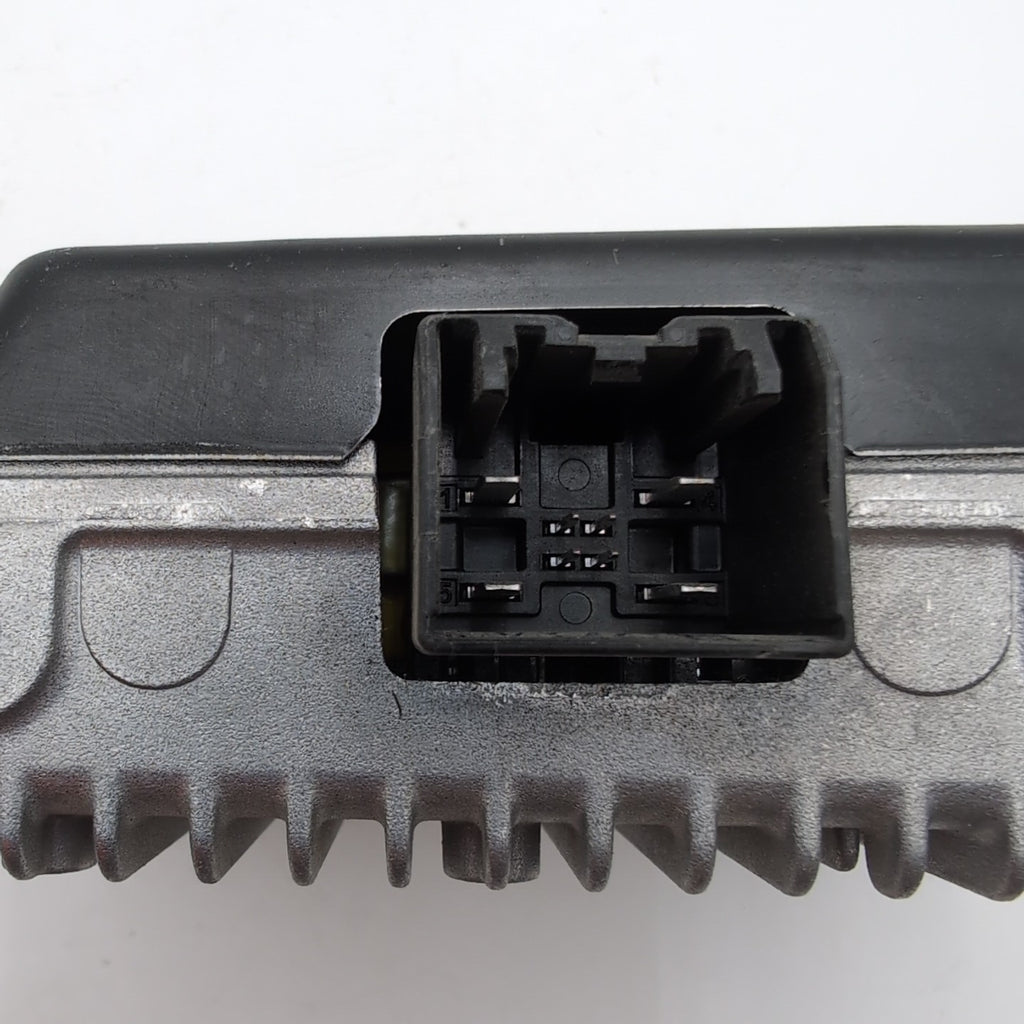 2006- 2012 W212 MERCEDES E GLC GLE GLK S CLASS POWER INVERTER CONVERTER MODULE
