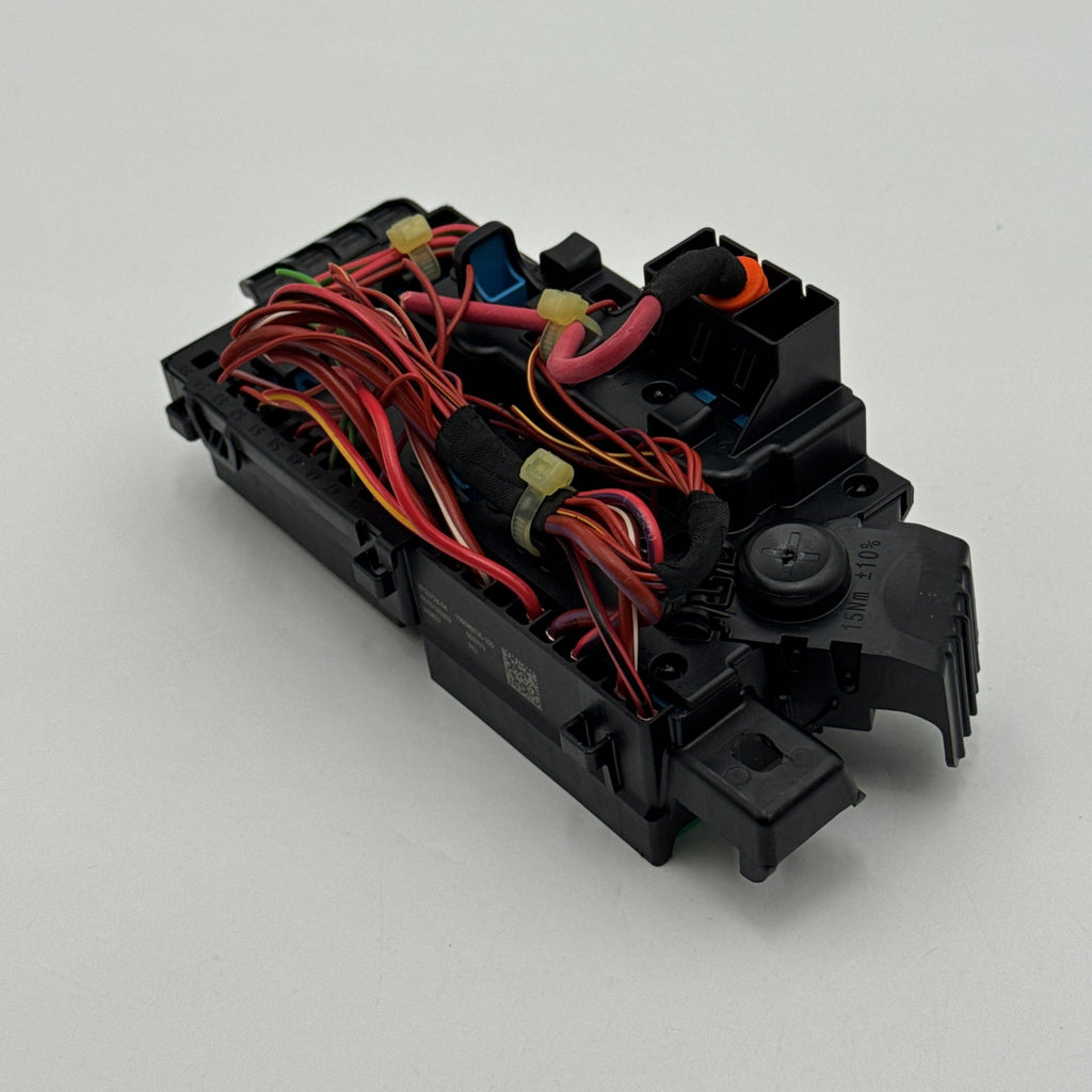 2022 - 2026 BMW 228i F74 X1 X2 iX B+ Positive Power Distribution Fuse Relay Box